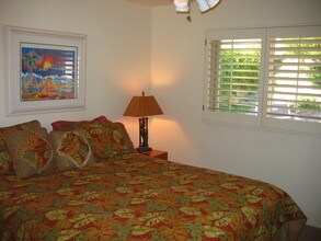 4564 Beverly Glen Dr in Oceanside, CA - Building Photo - Building Photo