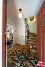 2424 Canyon Dr in Los Angeles, CA - Building Photo - Building Photo