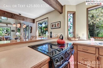 6008 156th Ave NE in Redmond, WA - Building Photo - Building Photo