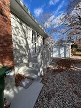 5 Duvall Dr in Hampton Bays, NY - Building Photo - Building Photo