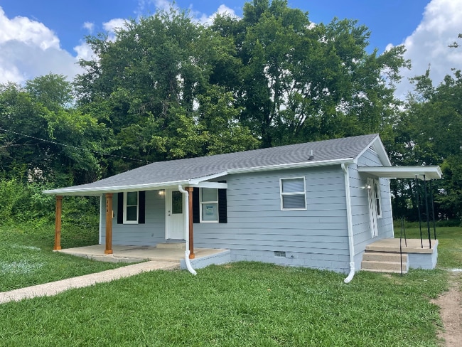 306 W 13th St in Columbia, TN - Building Photo - Building Photo