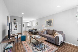 1122 2nd Ave S in Nashville, TN - Building Photo