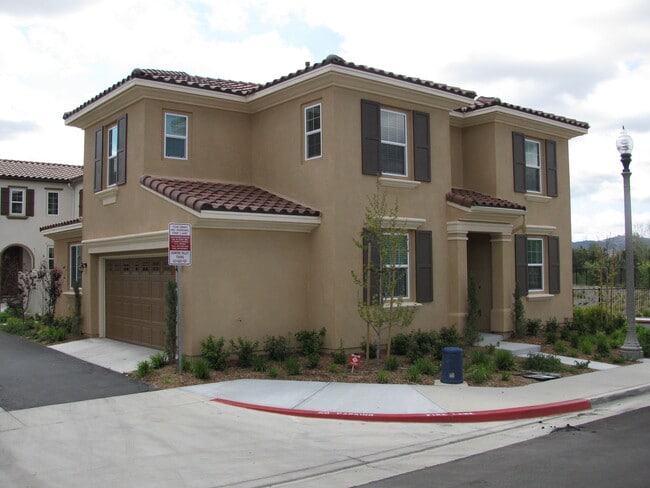 40354 Cape Charles Dr in Temecula, CA - Building Photo - Building Photo