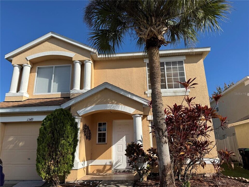 1349 Ivy Meadow Dr in Orlando, FL - Building Photo
