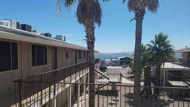 Commander Apartments in Lake Havasu City, AZ - Building Photo - Building Photo