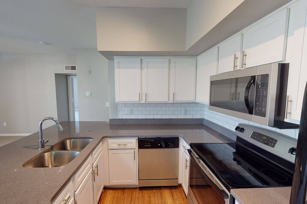 Arbors at Maitland Summit Orlando, FL Apartments