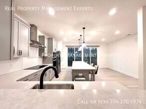 2518 Magnolia Blossom Wy in Charlotte, NC - Building Photo - Building Photo