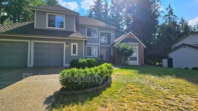 6559 Gleneagle Ave SW in Port Orchard, WA - Building Photo - Building Photo