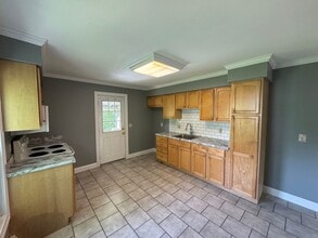 62 Grand St in Middletown, CT - Foto de edificio - Building Photo