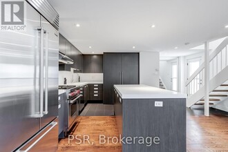 93 A Balmoral Ave in Toronto, ON - Building Photo - Building Photo