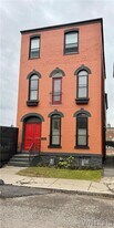 56 Trinity Pl in Buffalo, NY - Building Photo