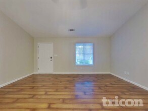 620 Bluff Dr in Woodstock, GA - Building Photo - Building Photo