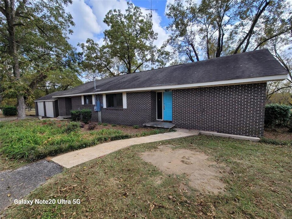 109 Co Rd 27 in Prattville, AL - Building Photo