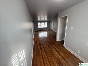 10 N 17th St in Allentown, PA - Building Photo - Building Photo