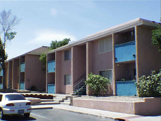 Highland Village in Henderson, NV - Foto de edificio - Building Photo