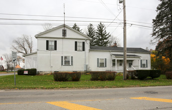 358 State Route 7 SE in Brookfield, OH - Building Photo - Building Photo