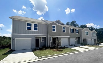 319 Winton Wy in Villa Rica, GA - Building Photo - Building Photo