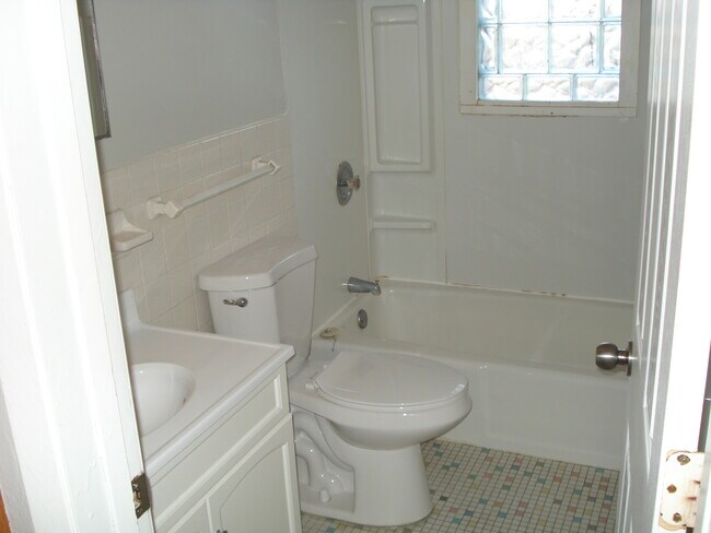 463 3rd St S, Unit 1 in Bayport, MN - Building Photo - Building Photo