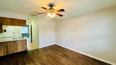 983 Berkley Rd in Auburndale, FL - Building Photo - Building Photo