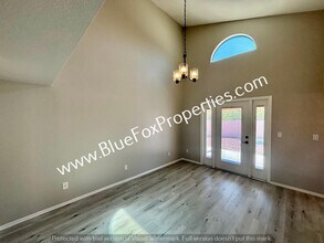 10502 N Autumn Hl Ln in Tucson, AZ - Building Photo - Building Photo