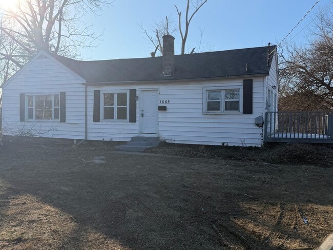 property at 1665 Elaine Rd
