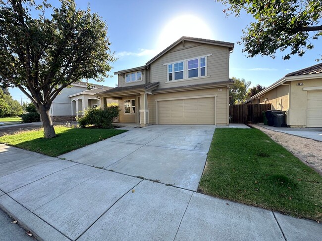 4677 Bonsai Ave in Tracy, CA - Building Photo - Building Photo