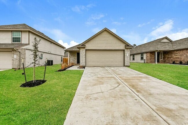 312 Fallow Deer Dr in Huntsville, TX - Building Photo - Building Photo