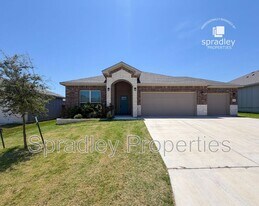 2037 Yarrelton Dr in Temple, TX - Building Photo
