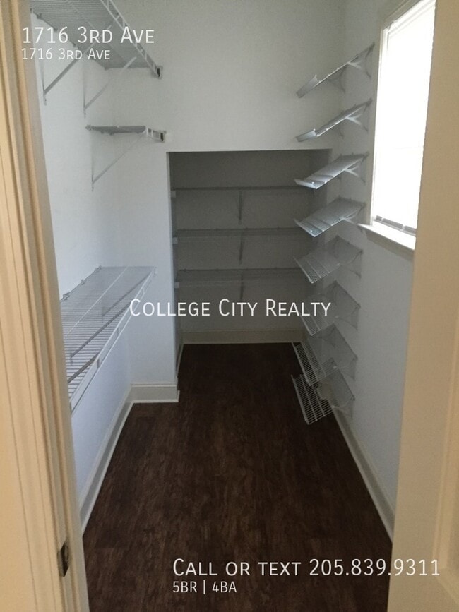 property at 1716 3rd Ave