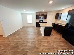 6515 Handel Ldg in San Antonio, TX - Building Photo - Building Photo