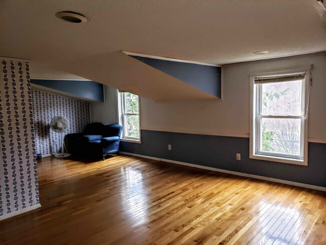 133 Blueberry Hill Rd in Zionville, NC - Building Photo - Building Photo