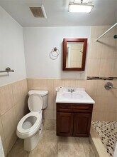 1019 E 230th St, Unit gd floor in Bronx, NY - Foto de edificio - Building Photo