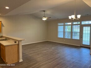 5118 Elton Dr SE in Southport, NC - Building Photo - Building Photo