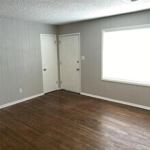 1047 N Louisville Ave in Tulsa, OK - Building Photo - Building Photo