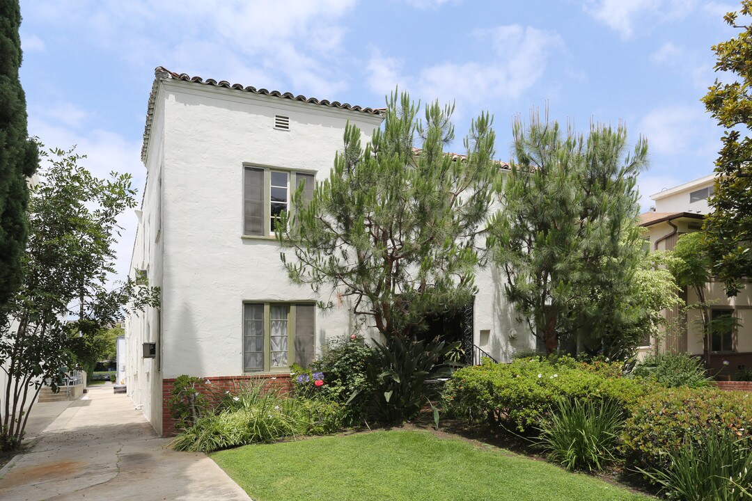 347 N Palm Dr in Beverly Hills, CA - Building Photo