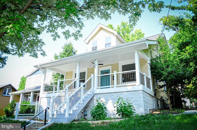 4105 30th St in Mount Rainier, MD - Building Photo - Building Photo