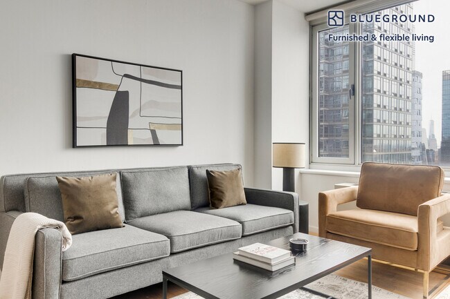 635 W 42nd St, Unit SI FL37-ID1991 in New York, NY - Building Photo - Building Photo