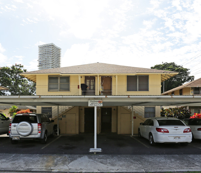 2924 Varsity Cir in Honolulu, HI - Building Photo - Building Photo