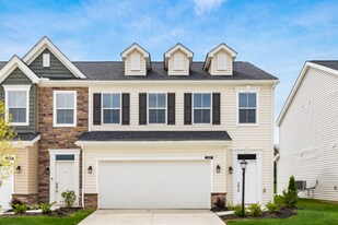 313 Lenell Lp in Delaware, OH - Building Photo