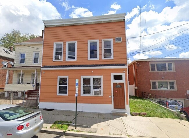 property at 208 4th St