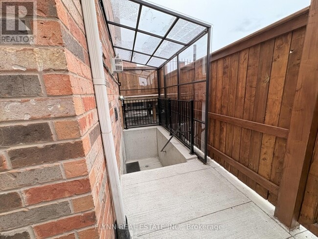 454 Acumen Ct in Mississauga, ON - Building Photo - Building Photo