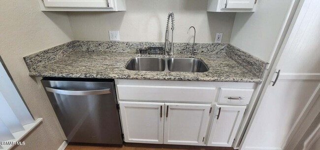 1725 Tiburon Ct in Thousand Oaks, CA - Foto de edificio - Building Photo