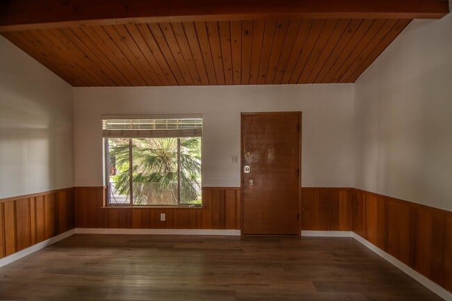 6300 Coldwater Canyon Ave in Los Angeles, CA - Building Photo - Building Photo