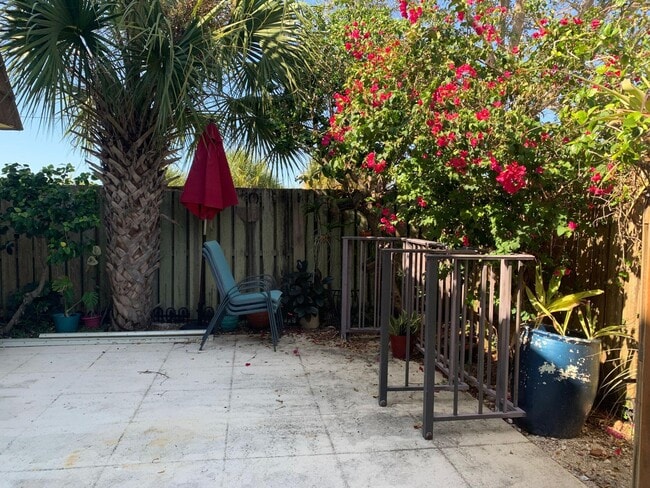2811 28th Ct in Jupiter, FL - Building Photo - Building Photo