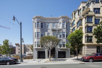 2645 Van Ness Ave in San Francisco, CA - Building Photo - Building Photo