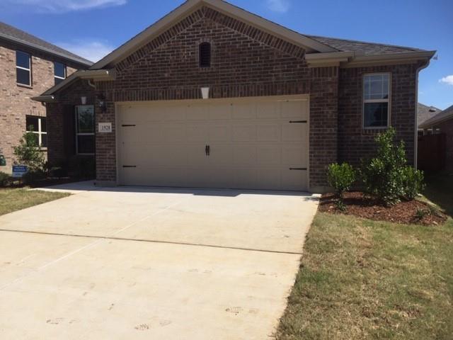 1928 Tomahawk Trail in Aubrey, TX - Building Photo