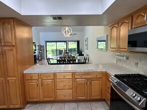 166 Wimbledon Ct in Palm Desert, CA - Building Photo - Building Photo