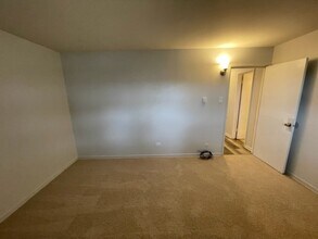481 East End Ave in Calumet City, IL - Building Photo - Building Photo