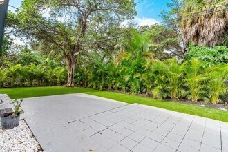 417 SW 16th Ct in Fort Lauderdale, FL - Building Photo - Building Photo