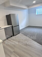 7717-174A 174A Ave NW in Edmonton, AB - Building Photo - Building Photo